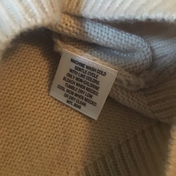 Bar III ferocious cat crewneck sweater - Picture 3 of 6